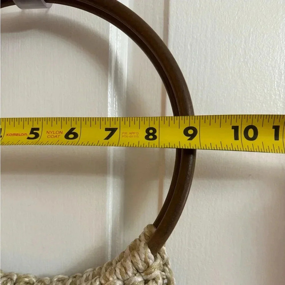 Vintage Handmade Macramé Purse Wooden Handles 70’s 80’s Hippy Kitschy Bohemian - Picture 11 of 13